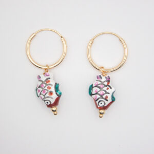 oorbel visje bordeaux